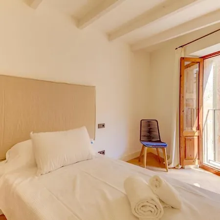 Sleeps 7 With Pool And Wifi * Pollenca