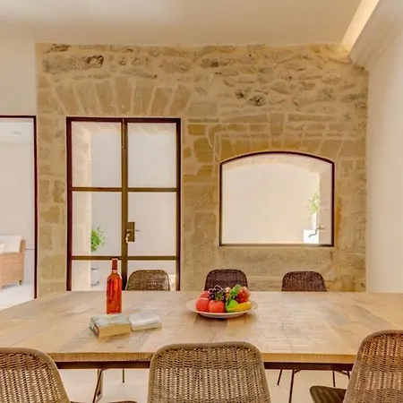 Villa Sleeps 7 With Pool And Wifi Pollenca