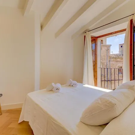 Villa Sleeps 7 With Pool And Wifi *